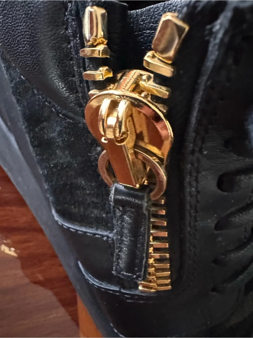 Giuseppe Zanotti Frenkie Black Gold Zip Sneakers EU 41 Men 8 Women 11